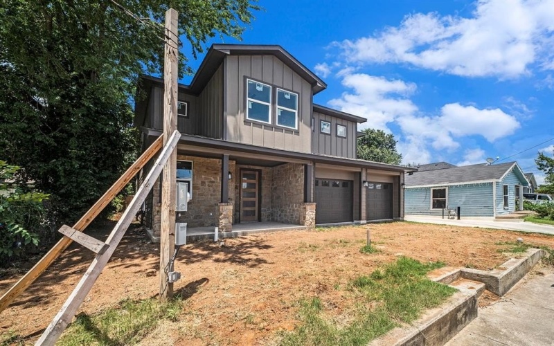 2705 12th Street, Fort Worth, TX 76111, 3 Habitaciones Habitaciones , ,3 BañosBaños,Residential,En Venta,2705 12th Street,0,20927365