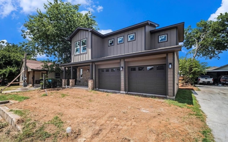 2705 12th Street, Fort Worth, TX 76111, 3 Habitaciones Habitaciones , ,3 BañosBaños,Residential,En Venta,2705 12th Street,0,20927365