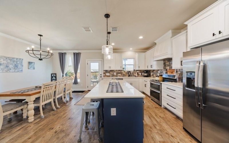 825 Holbrook Road, Springtown, TX 76082, 3 Bedrooms Bedrooms, ,2 BathroomsBathrooms,Residential,For Sale,825 Holbrook Road,20931905
