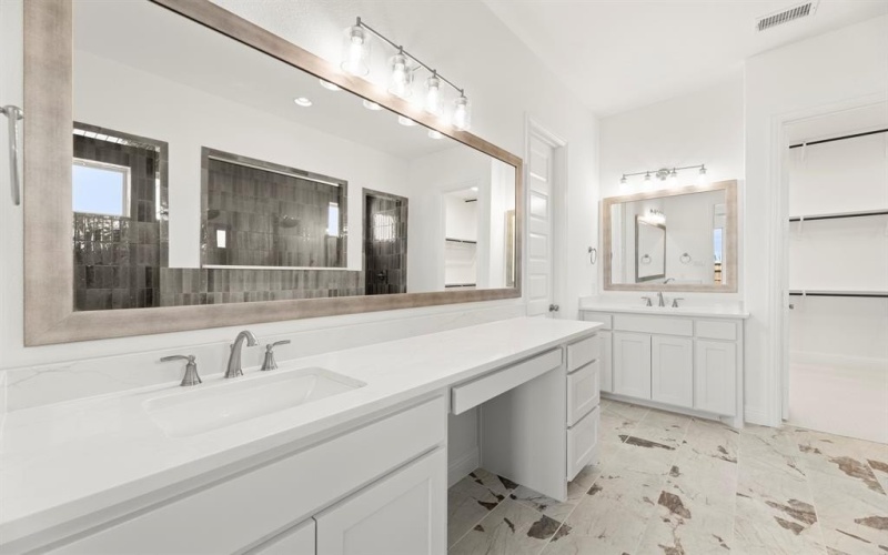 2114 Clairmount Drive, Rockwall, TX 75087, 4 Habitaciones Habitaciones , ,5 BañosBaños,Residential,En Venta,2114 Clairmount Drive,0,20932229