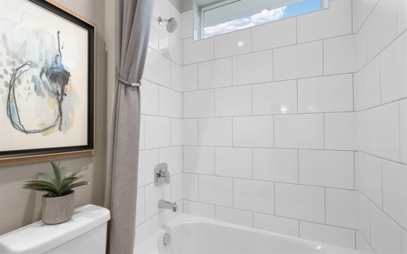 15152 GREEN BLUFF Drive, Fort Worth, TX 76008, 5 Bedrooms Bedrooms, ,3 BathroomsBathrooms,Residential,For Sale,15152 GREEN BLUFF Drive,20923584
