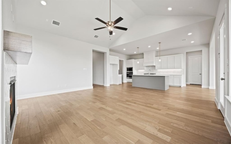 4004 Reserve Way, Providence Village, TX 76227, 3 Bedrooms Bedrooms, ,2 BathroomsBathrooms,Residential,For Sale,4004 Reserve Way,0,20934611