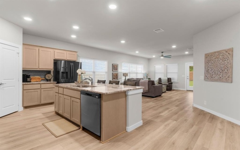 300 Heritage Grove Road, Blue Ridge, TX 75424, 4 Habitaciones Habitaciones , ,2 BañosBaños,Residential,En Venta,300 Heritage Grove Road,20927734