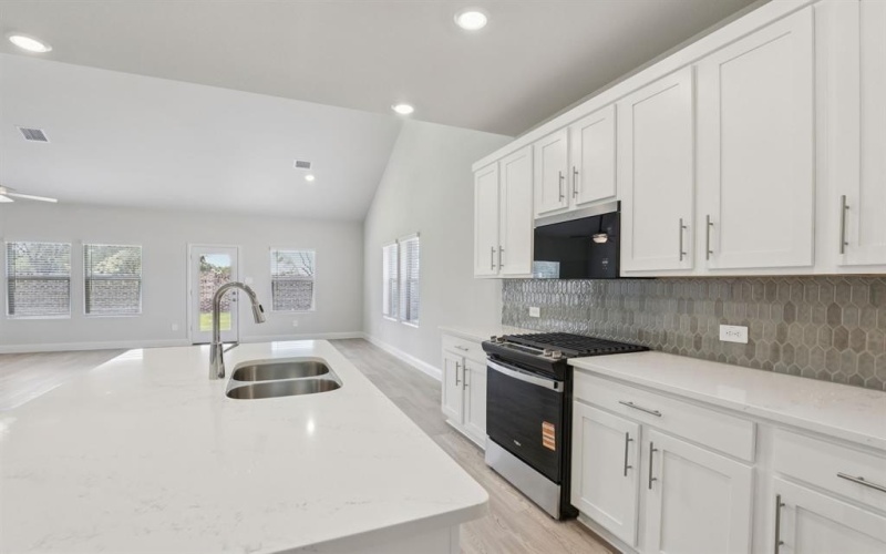 2102 Windy Trail, Princeton, TX 75407, 5 Bedrooms Bedrooms, ,3 BathroomsBathrooms,Residential,For Sale,2102 Windy Trail,0,20932790