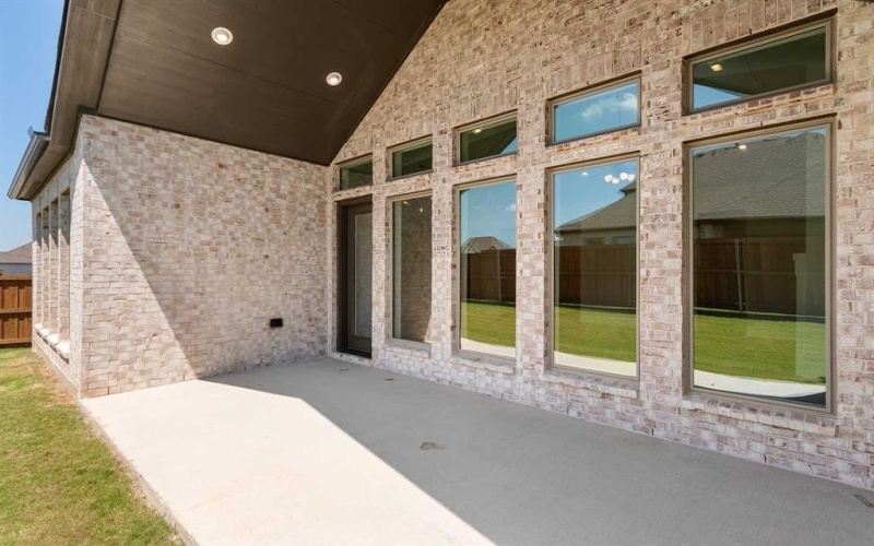 1933 Grand Avenue, Rockwall, TX 75087, 4 Habitaciones Habitaciones , ,5 BañosBaños,Residential,En Venta,1933 Grand Avenue,0,20924069