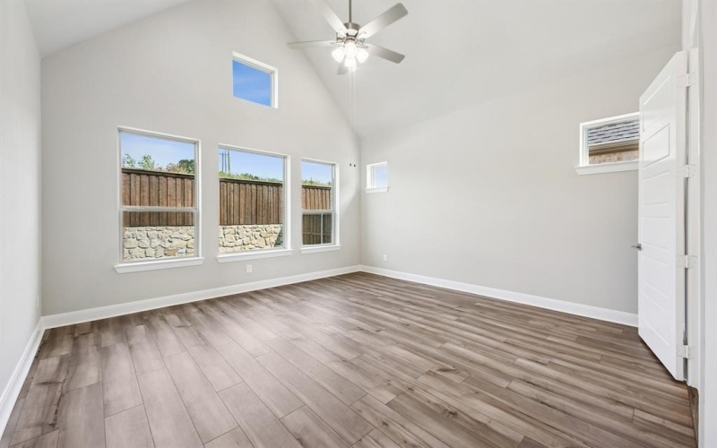2067 Spotted Fawn Drive, Arlington, TX 76005, 2 Bedrooms Bedrooms, ,2 BathroomsBathrooms,Residential,For Sale,2067 Spotted Fawn Drive,0,20930309