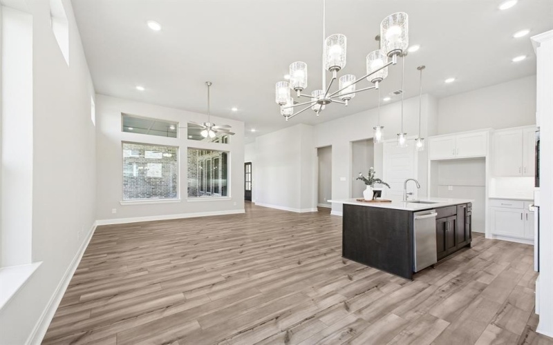 2067 Spotted Fawn Drive, Arlington, TX 76005, 2 Bedrooms Bedrooms, ,2 BathroomsBathrooms,Residential,For Sale,2067 Spotted Fawn Drive,0,20930309