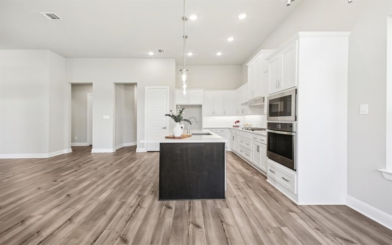 2067 Spotted Fawn Drive, Arlington, TX 76005, 2 Bedrooms Bedrooms, ,2 BathroomsBathrooms,Residential,For Sale,2067 Spotted Fawn Drive,0,20930309