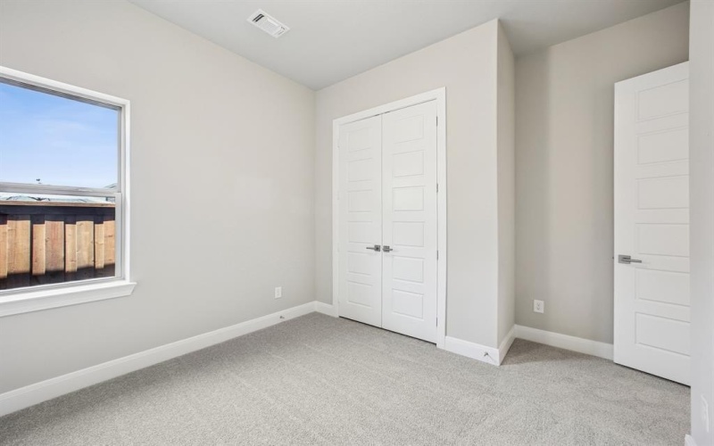 2067 Spotted Fawn Drive, Arlington, TX 76005, 2 Bedrooms Bedrooms, ,2 BathroomsBathrooms,Residential,For Sale,2067 Spotted Fawn Drive,0,20930309