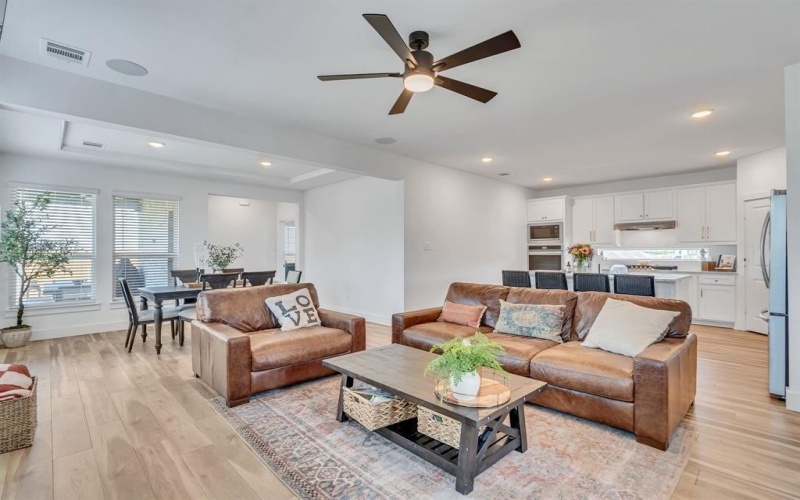 601 Wilderness Point Lane, Anna, TX 75409, 4 Habitaciones Habitaciones , ,3 BañosBaños,Residential,En Venta,601 Wilderness Point Lane,20933252
