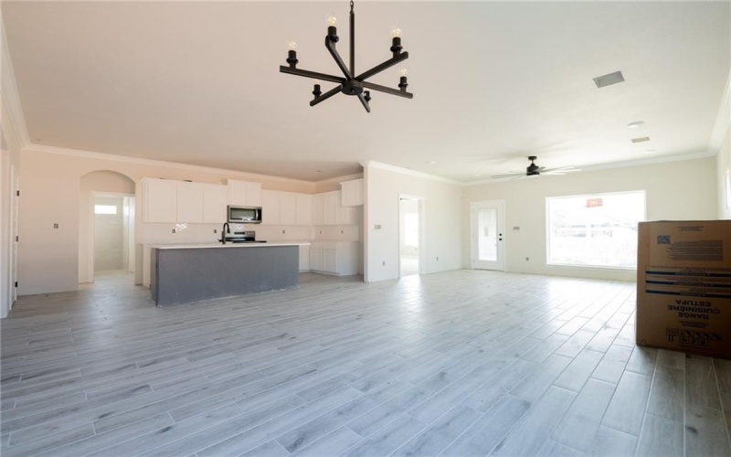 816 Secretariat Drive, Hewitt, TX 76643, 4 Bedrooms Bedrooms, ,3 BathroomsBathrooms,Residential,For Sale,816 Secretariat Drive,222892