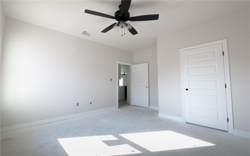 816 Secretariat Drive, Hewitt, TX 76643, 4 Bedrooms Bedrooms, ,3 BathroomsBathrooms,Residential,For Sale,816 Secretariat Drive,222892
