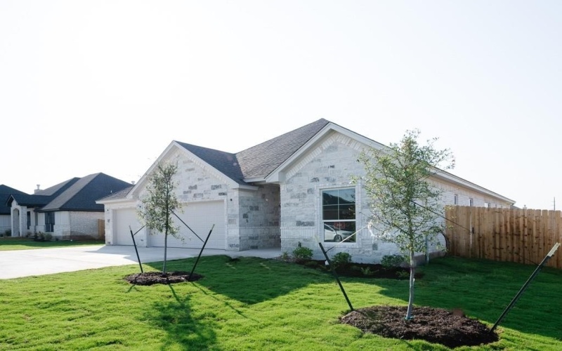 816 Secretariat Drive, Hewitt, TX 76643, 4 Bedrooms Bedrooms, ,3 BathroomsBathrooms,Residential,For Sale,816 Secretariat Drive,222892