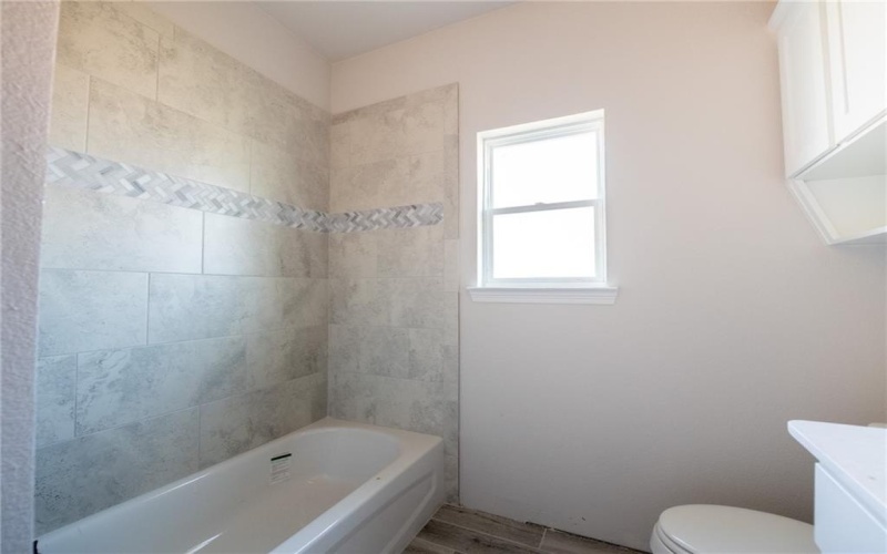 816 Secretariat Drive, Hewitt, TX 76643, 4 Bedrooms Bedrooms, ,3 BathroomsBathrooms,Residential,For Sale,816 Secretariat Drive,222892