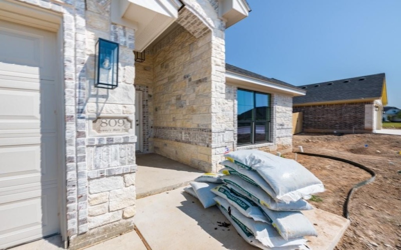 809 Sunnys Halo Drive, Hewitt, TX 76643, 4 Bedrooms Bedrooms, ,3 BathroomsBathrooms,Residential,For Sale,809 Sunnys Halo Drive,0,222895