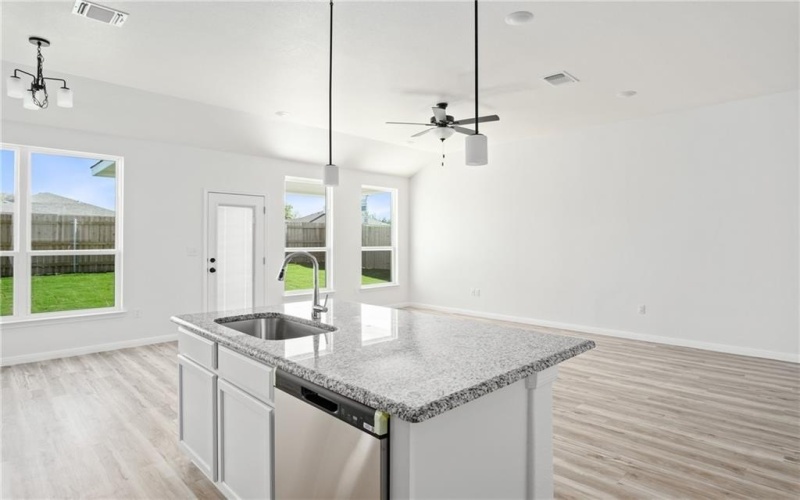 1013 Lago Azul Lane, Temple, TX 76504, 4 Habitaciones Habitaciones , ,2 BañosBaños,Residential,En Venta,1013 Lago Azul Lane,226627