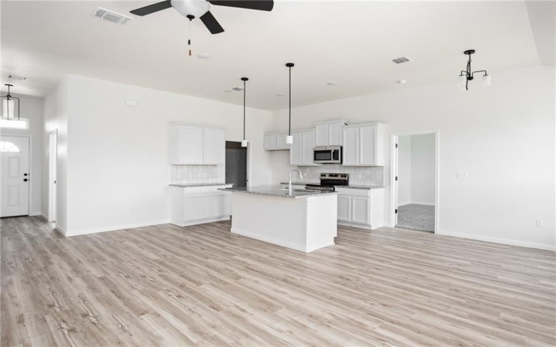 1013 Lago Azul Lane, Temple, TX 76504, 4 Habitaciones Habitaciones , ,2 BañosBaños,Residential,En Venta,1013 Lago Azul Lane,226627