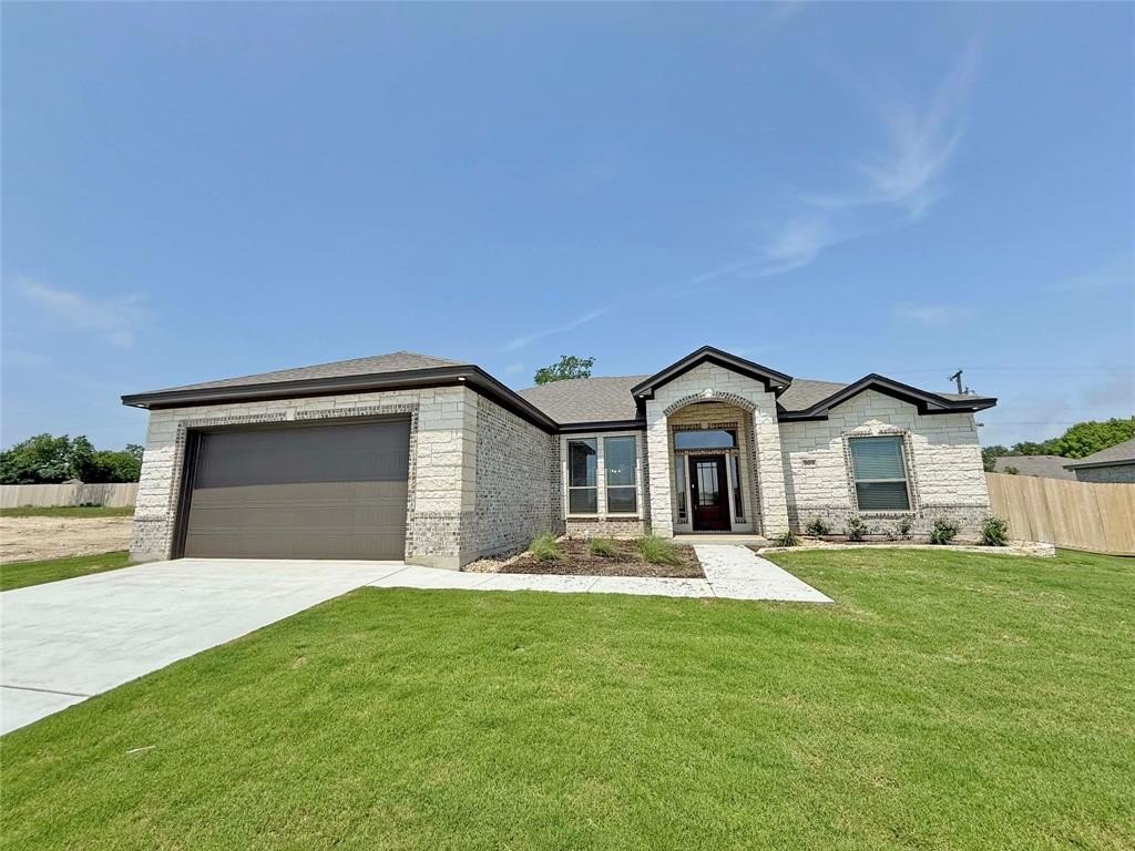 203 Lasso Loop, Lorena, TX 76655, 3 Bedrooms Bedrooms, ,2 BathroomsBathrooms,Residential,For Sale,203 Lasso Loop,227300