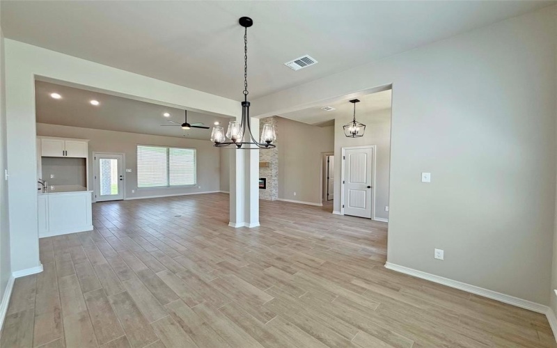 203 Lasso Loop, Lorena, TX 76655, 3 Bedrooms Bedrooms, ,2 BathroomsBathrooms,Residential,For Sale,203 Lasso Loop,227300