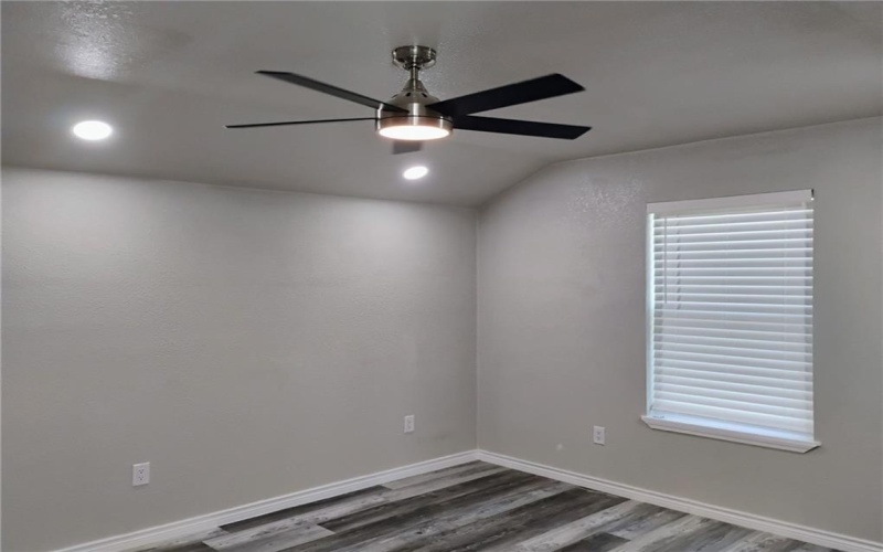 106 Country Club Drive, Marlin, TX 76661, 3 Bedrooms Bedrooms, ,2 BathroomsBathrooms,Residential,For Sale,106 Country Club Drive,227486