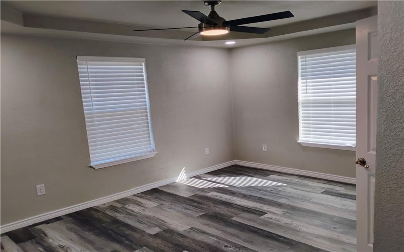 106 Country Club Drive, Marlin, TX 76661, 3 Bedrooms Bedrooms, ,2 BathroomsBathrooms,Residential,For Sale,106 Country Club Drive,227486