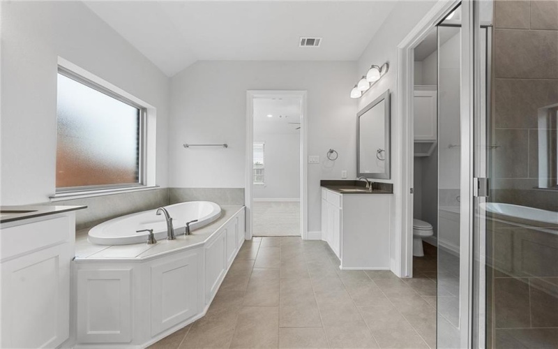 6507 Clayton Court, Temple, TX 76502, 4 Bedrooms Bedrooms, ,2 BathroomsBathrooms,Residential,For Sale,6507 Clayton Court,227633