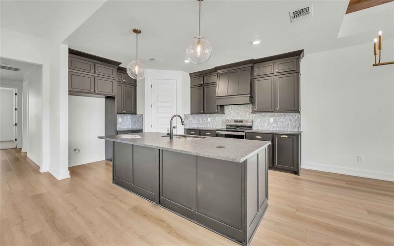 225 Lasso Loop, Lorena, TX 76655, 4 Bedrooms Bedrooms, ,3 BathroomsBathrooms,Residential,For Sale,225 Lasso Loop,227660
