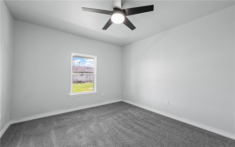 905 Ave E, Moody, TX 76557, 4 Bedrooms Bedrooms, ,2 BathroomsBathrooms,Residential,For Sale,905 Ave E,227663
