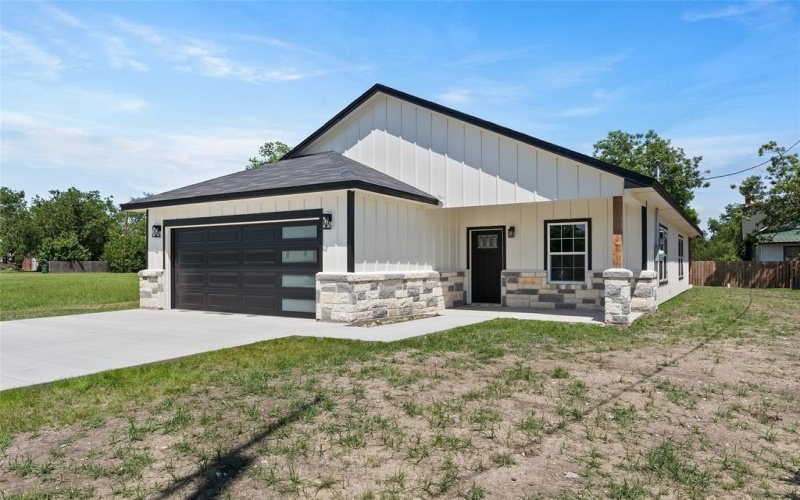 502 N Mignonette Drive, Kosse, TX 76653, 3 Habitaciones Habitaciones , ,2 BañosBaños,Residential,En Venta,502 N Mignonette Drive,227676