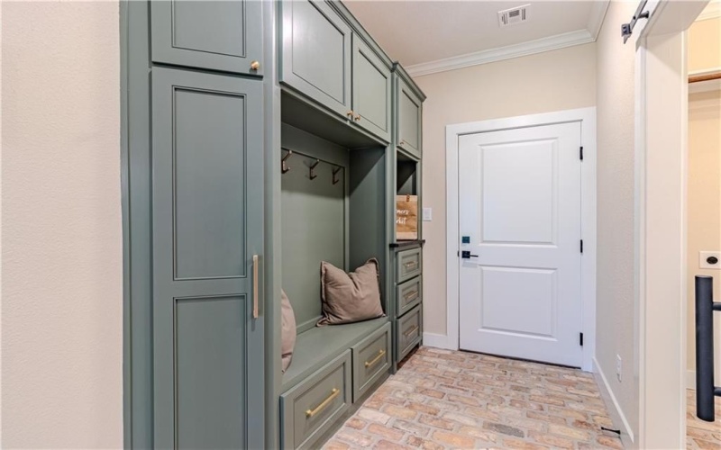 1037 Queen Elizabeth Drive, McGregor, TX 76657, 3 Habitaciones Habitaciones , ,2 BañosBaños,Residential,En Venta,1037 Queen Elizabeth Drive,227725