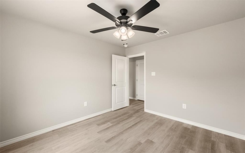 216 Melissa Street, Eddy, TX 76524, ,Residential Multi Family,En Venta,216 Melissa Street,227840