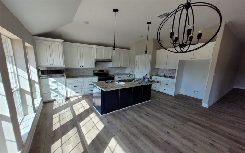 647 Mesquite Tree Road, Lacy Lakeview, TX 76705, 3 Habitaciones Habitaciones , ,2 BañosBaños,Residential,En Venta,647 Mesquite Tree Road,227901