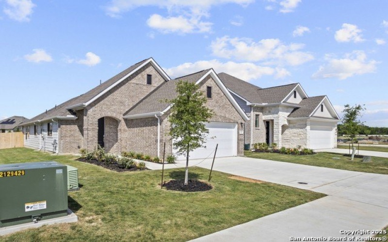 10281 Bartenheim Dr, Schertz, TX 78154, 4 Bedrooms Bedrooms, ,2 BathroomsBathrooms,Residential,For Sale,10281 Bartenheim Dr,1854845