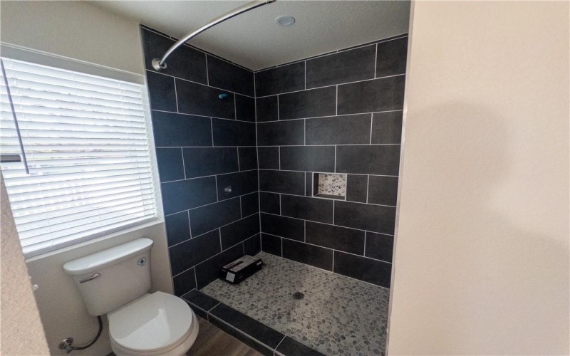 701 Earle Avenue, Waco, TX 76704, 2 Habitaciones Habitaciones , ,2 BañosBaños,Residential,En Venta,701 Earle Avenue,228133