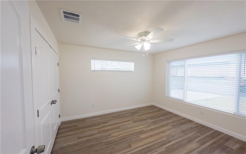 701 Earle Avenue, Waco, TX 76704, 2 Habitaciones Habitaciones , ,2 BañosBaños,Residential,En Venta,701 Earle Avenue,228133