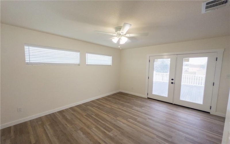 701 Earle Avenue, Waco, TX 76704, 2 Habitaciones Habitaciones , ,2 BañosBaños,Residential,En Venta,701 Earle Avenue,228133