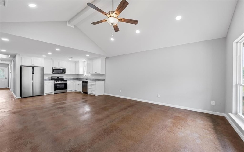 385 E Burleson Street, Mart, TX 76664, 3 Habitaciones Habitaciones , ,2 BañosBaños,Residential,En Venta,385 E Burleson Street,228452