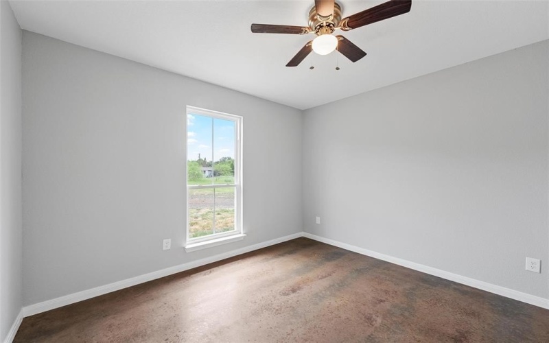 385 E Burleson Street, Mart, TX 76664, 3 Habitaciones Habitaciones , ,2 BañosBaños,Residential,En Venta,385 E Burleson Street,228452