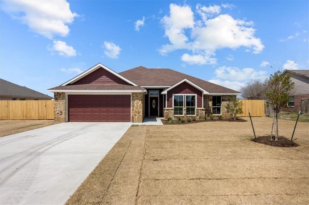 109 Joyce Street, Whitney, TX 76692, 4 Bedrooms Bedrooms, ,2 BathroomsBathrooms,Residential,For Sale,109 Joyce Street,229212