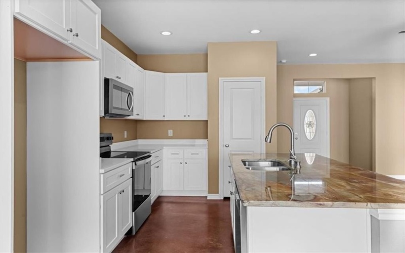 109 Joyce Street, Whitney, TX 76692, 4 Bedrooms Bedrooms, ,2 BathroomsBathrooms,Residential,For Sale,109 Joyce Street,229212