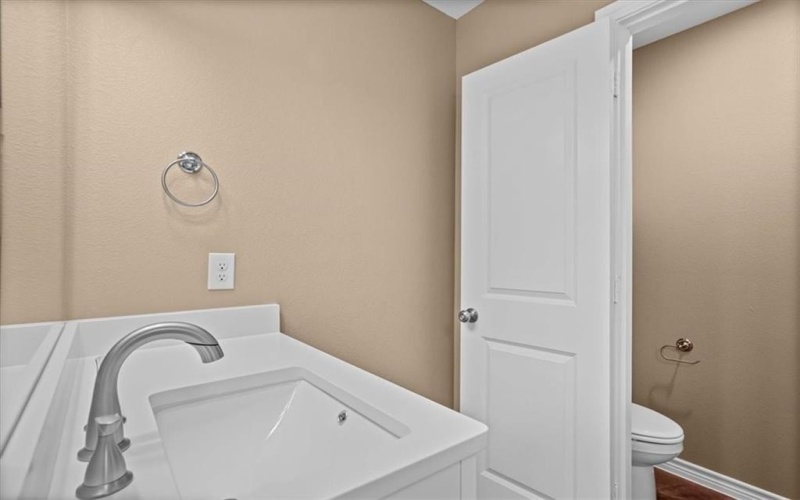 109 Joyce Street, Whitney, TX 76692, 4 Bedrooms Bedrooms, ,2 BathroomsBathrooms,Residential,For Sale,109 Joyce Street,229212