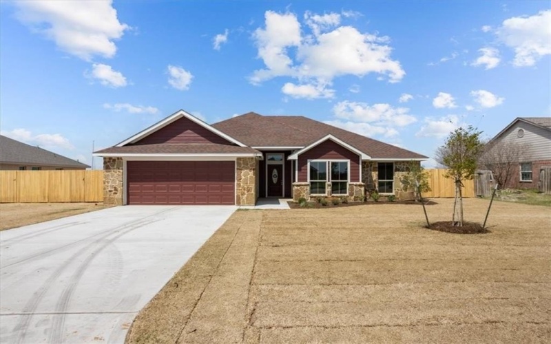 109 Joyce Street, Whitney, TX 76692, 4 Bedrooms Bedrooms, ,2 BathroomsBathrooms,Residential,For Sale,109 Joyce Street,229212