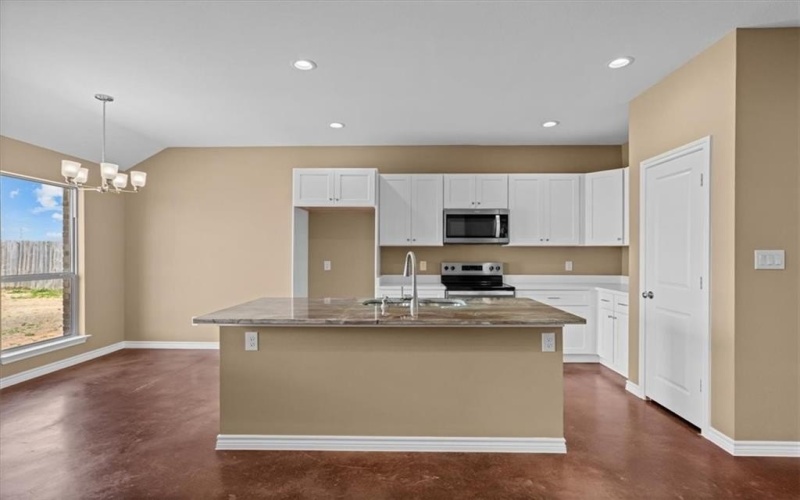 109 Joyce Street, Whitney, TX 76692, 4 Bedrooms Bedrooms, ,2 BathroomsBathrooms,Residential,For Sale,109 Joyce Street,229212