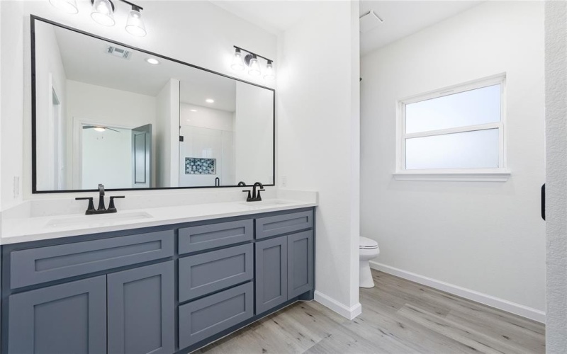 412 E Hunt Street, Bremond, TX 76629, 3 Bedrooms Bedrooms, ,2 BathroomsBathrooms,Residential,For Sale,412 E Hunt Street,0,229409