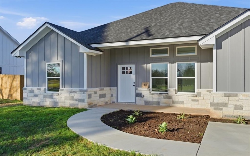 412 E Hunt Street, Bremond, TX 76629, 3 Bedrooms Bedrooms, ,2 BathroomsBathrooms,Residential,For Sale,412 E Hunt Street,0,229409