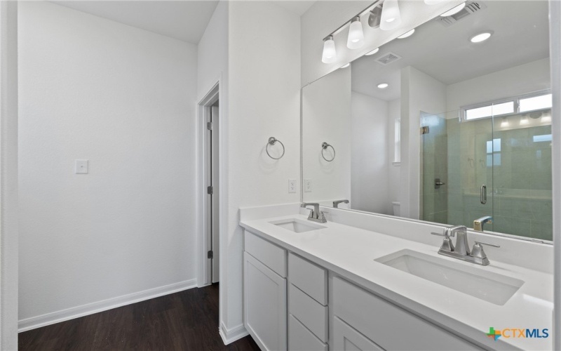619 Killam Drive, Temple, TX 76502, 4 Habitaciones Habitaciones , ,2 BañosBaños,Residential,En Venta,619 Killam Drive,540000