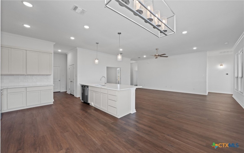 1410 Touchstone Drive, Temple, TX 76502, 3 Bedrooms Bedrooms, ,2 BathroomsBathrooms,Residential,For Sale,1410 Touchstone Drive,544116