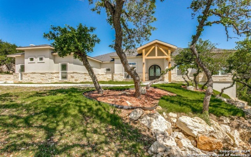 929 MOONLIGHT DR, Canyon Lake, TX 78133-6074, 4 Habitaciones Habitaciones , ,3 BañosBaños,Residential,En Venta,929 MOONLIGHT DR,1866377