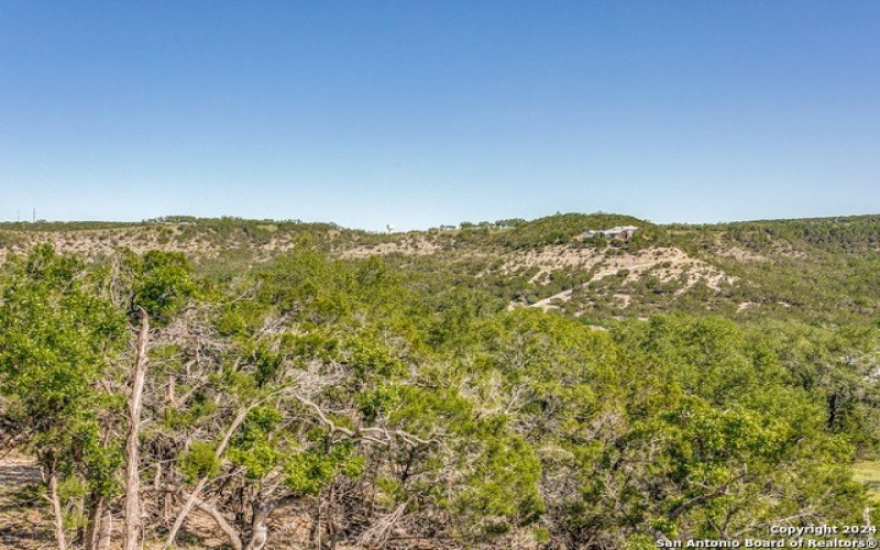 929 MOONLIGHT DR, Canyon Lake, TX 78133-6074, 4 Habitaciones Habitaciones , ,3 BañosBaños,Residential,En Venta,929 MOONLIGHT DR,1866377