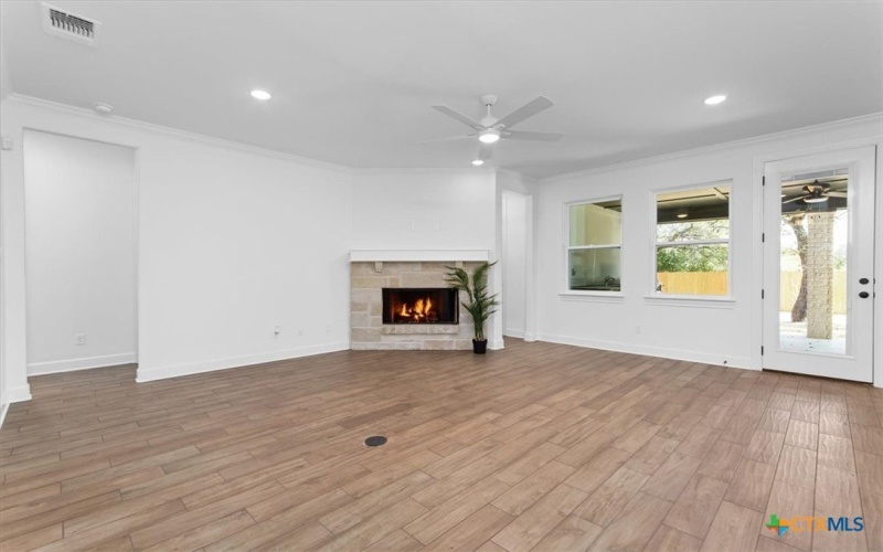 4113 Turning Leaf Drive, Nolanville, TX 76559, 4 Bedrooms Bedrooms, ,3 BathroomsBathrooms,Residential,For Sale,4113 Turning Leaf Drive,568554